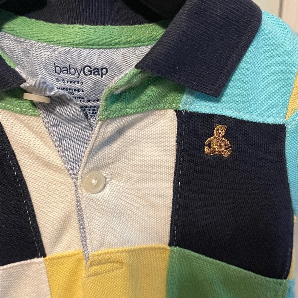 GAP vibrant checkered
